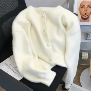 Léa - Cardigan Maille Velours Boutons Perles Femme