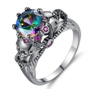 Bague gothique tête de mort pierre arc en ciel